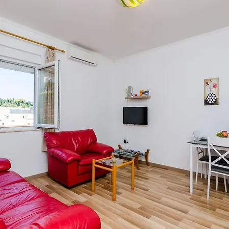 Appartamento Kljunak - One Bedroom With City View