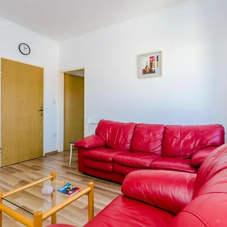 Apartment Kljunak - One Bedroom With City View